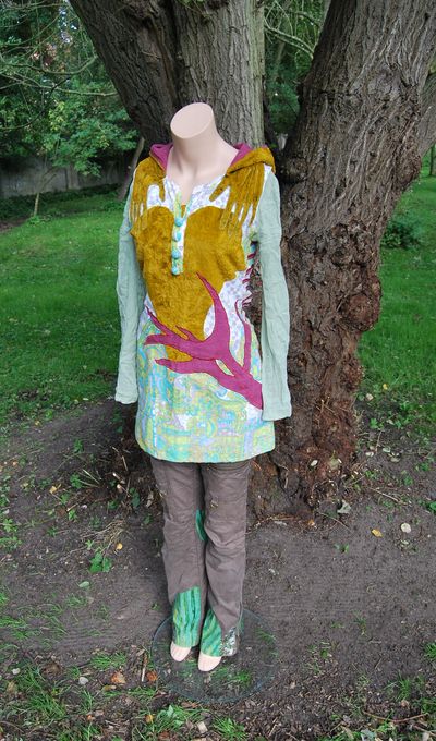 Schmanenkleid und Hose