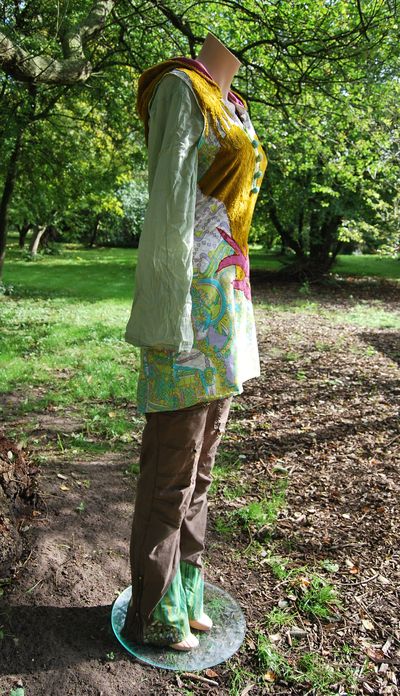 Schamanenkleid und Hose